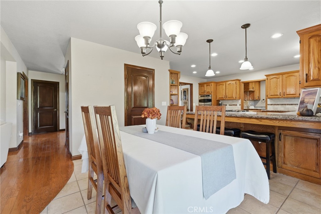 5644 W Walnut Ave, Visalia, CA 93277