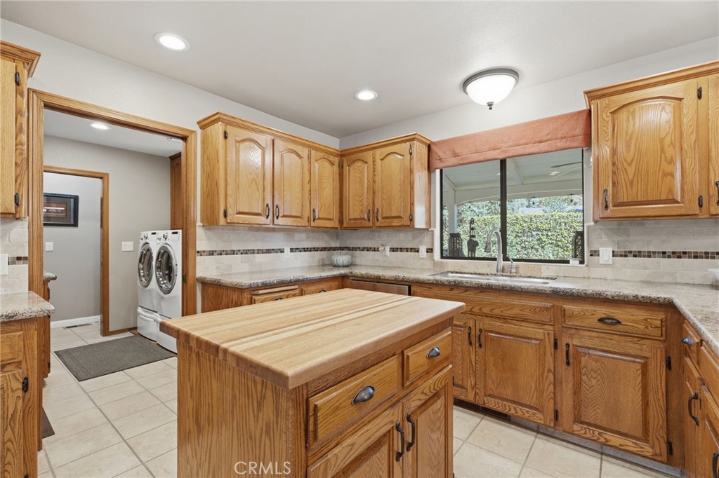 5644 W Walnut Ave, Visalia, CA 93277