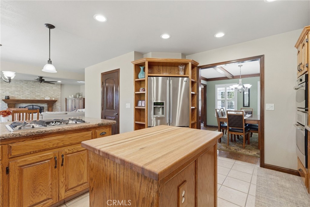 5644 W Walnut Ave, Visalia, CA 93277
