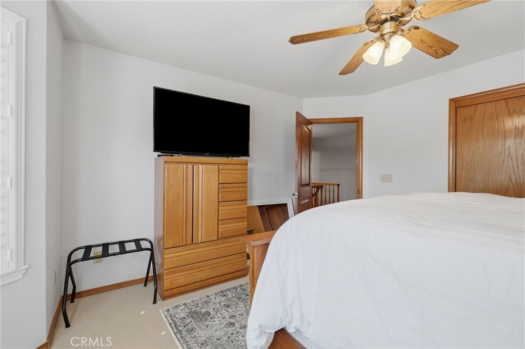 5644 W Walnut Ave, Visalia, CA 93277