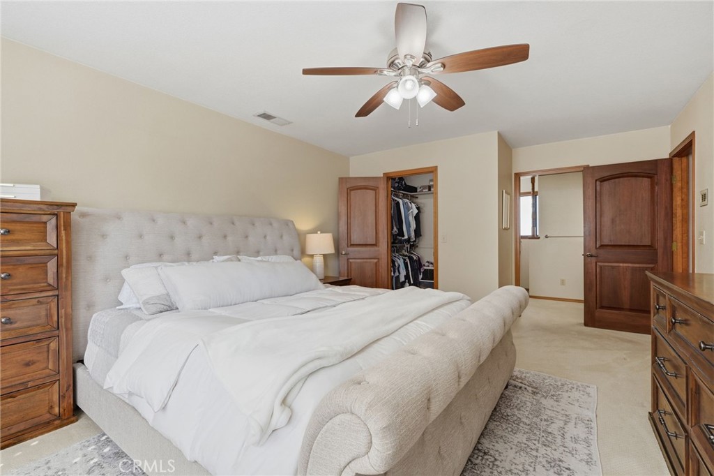 5644 W Walnut Ave, Visalia, CA 93277