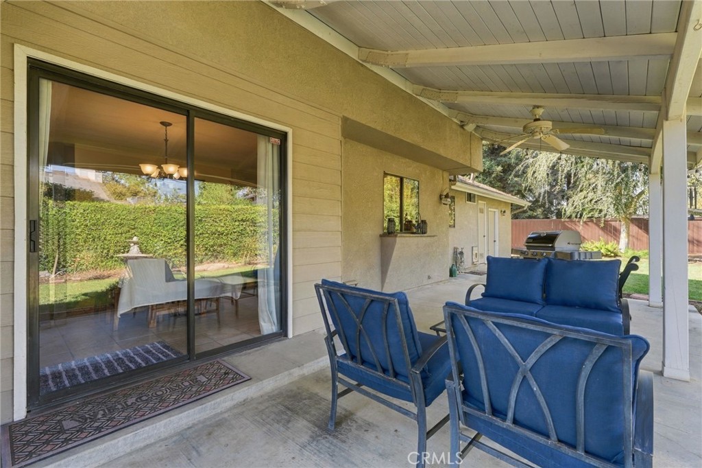 5644 W Walnut Ave, Visalia, CA 93277