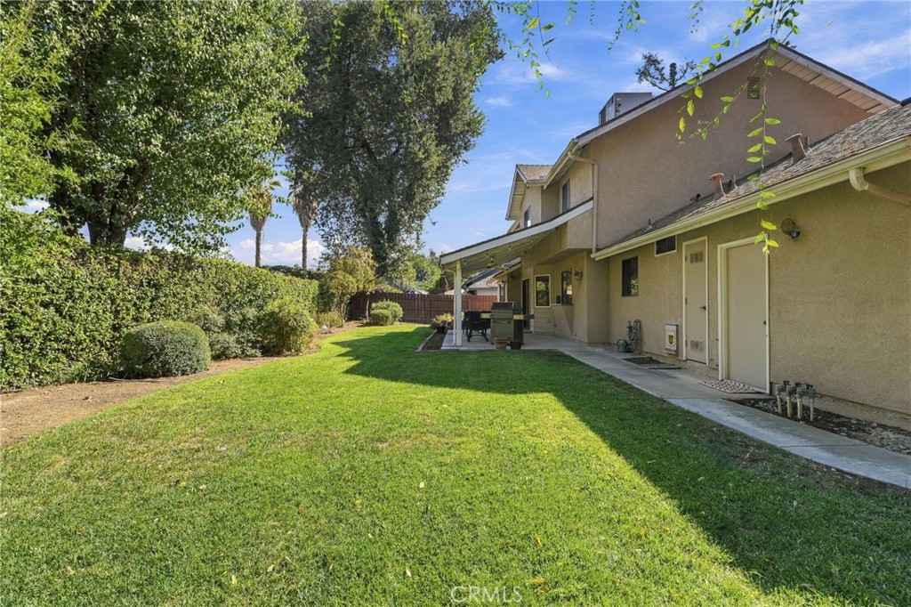 5644 W Walnut Ave, Visalia, CA 93277