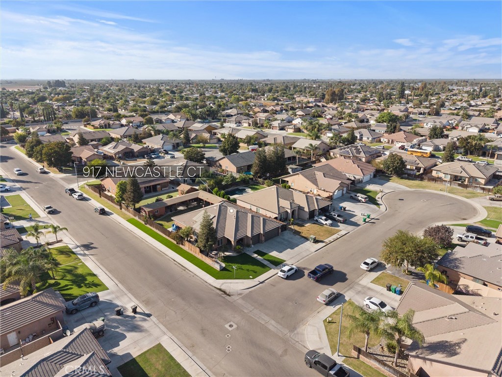 917 Newcastle Ct, Shafter, CA 93263