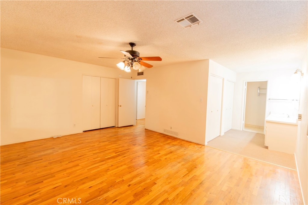 2440 E Howard, Visalia, CA 93292