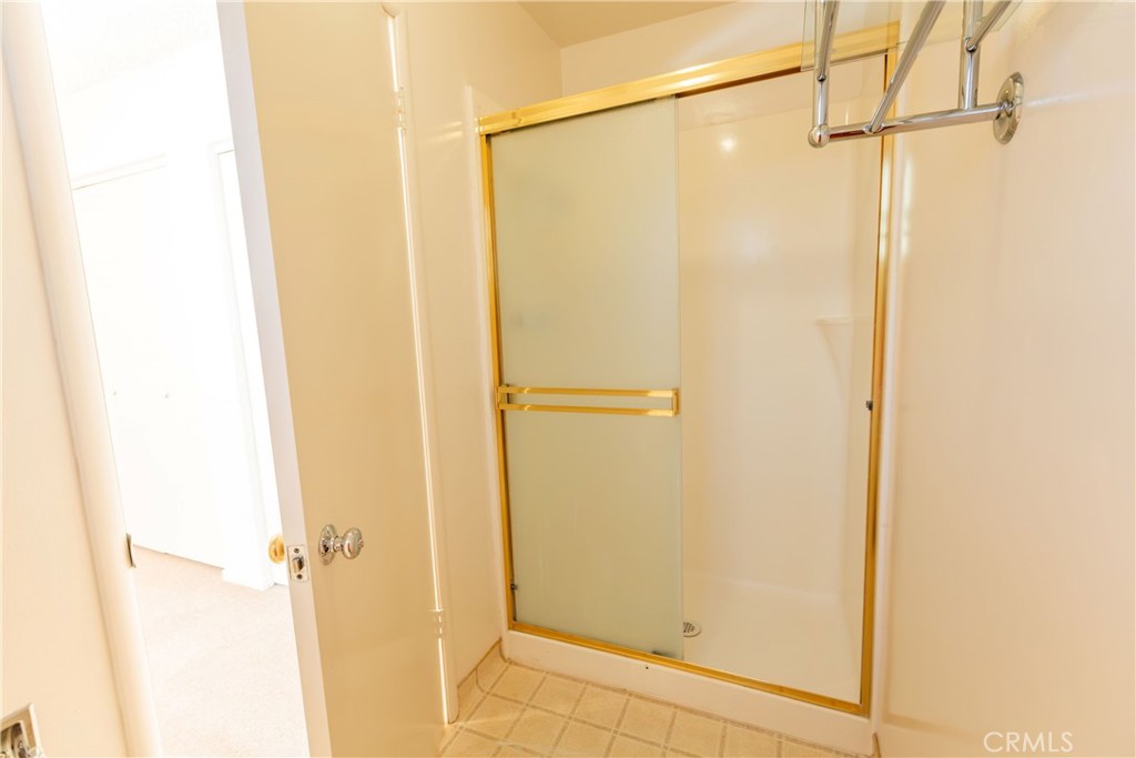2440 E Howard, Visalia, CA 93292