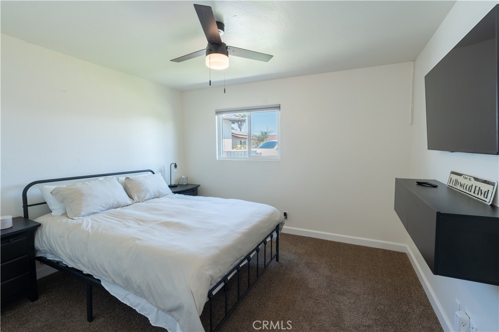 10955 Abby Ln, Hanford, CA 93230