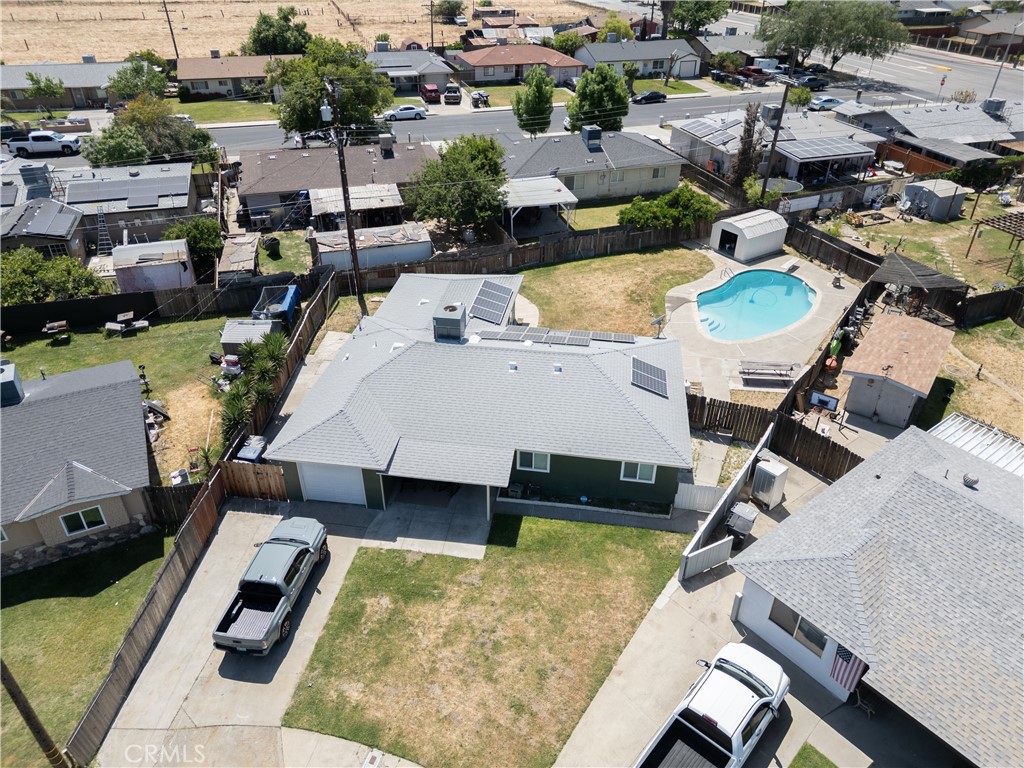 10955 Abby Ln, Hanford, CA 93230