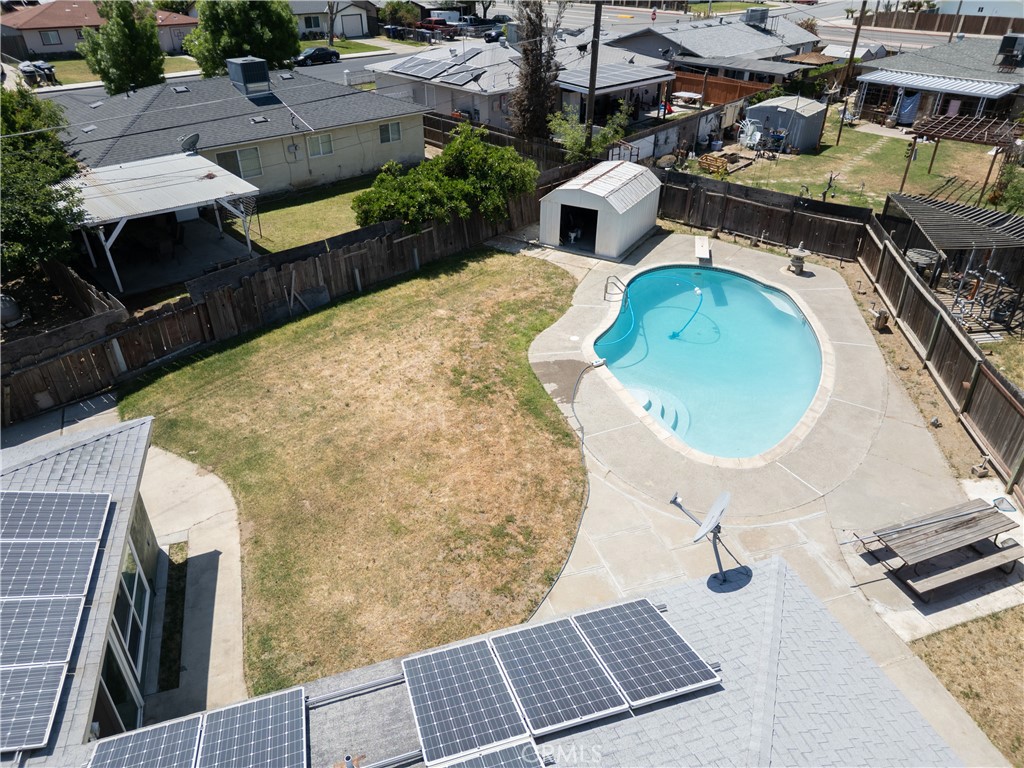 10955 Abby Ln, Hanford, CA 93230