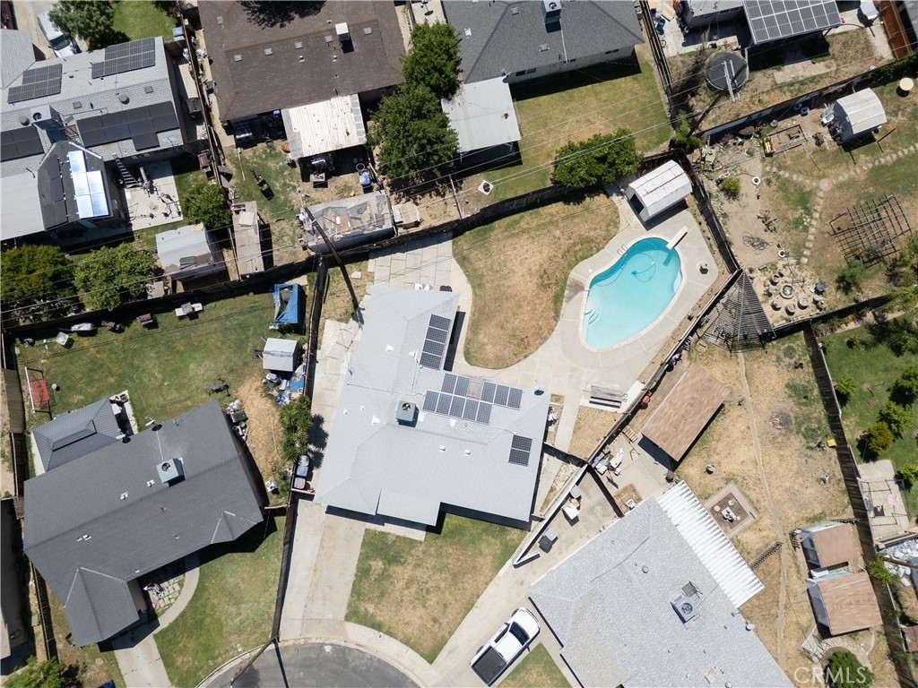 10955 Abby Ln, Hanford, CA 93230