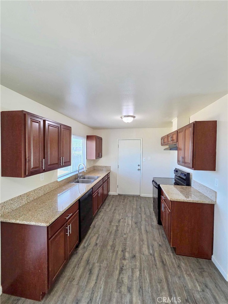 822 Walnut, Gustine, CA 95322