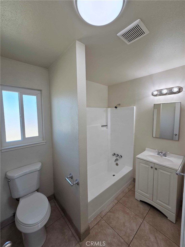 822 Walnut, Gustine, CA 95322