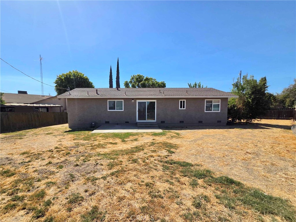 822 Walnut, Gustine, CA 95322