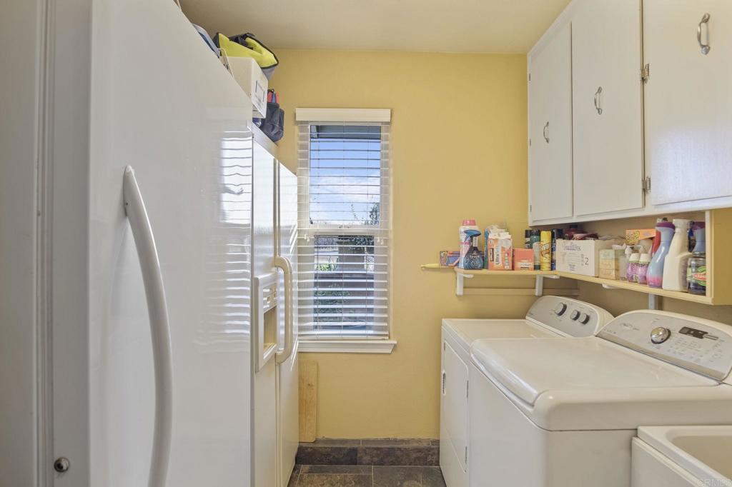 3629 N Lake Rd, Merced, CA 95340