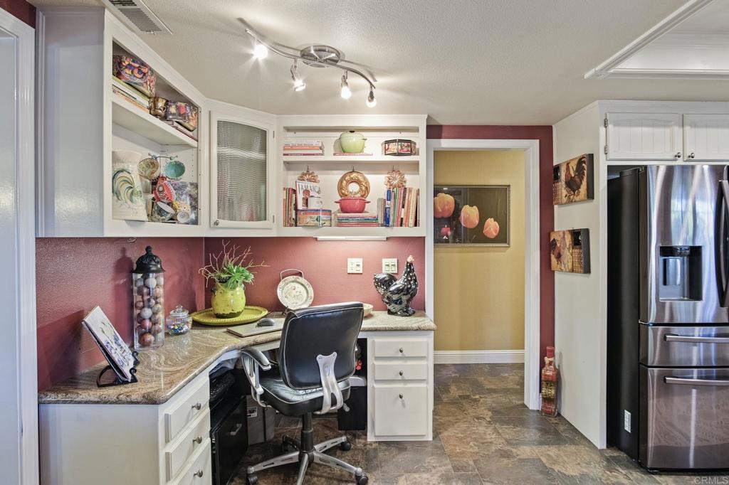 3629 N Lake Rd, Merced, CA 95340