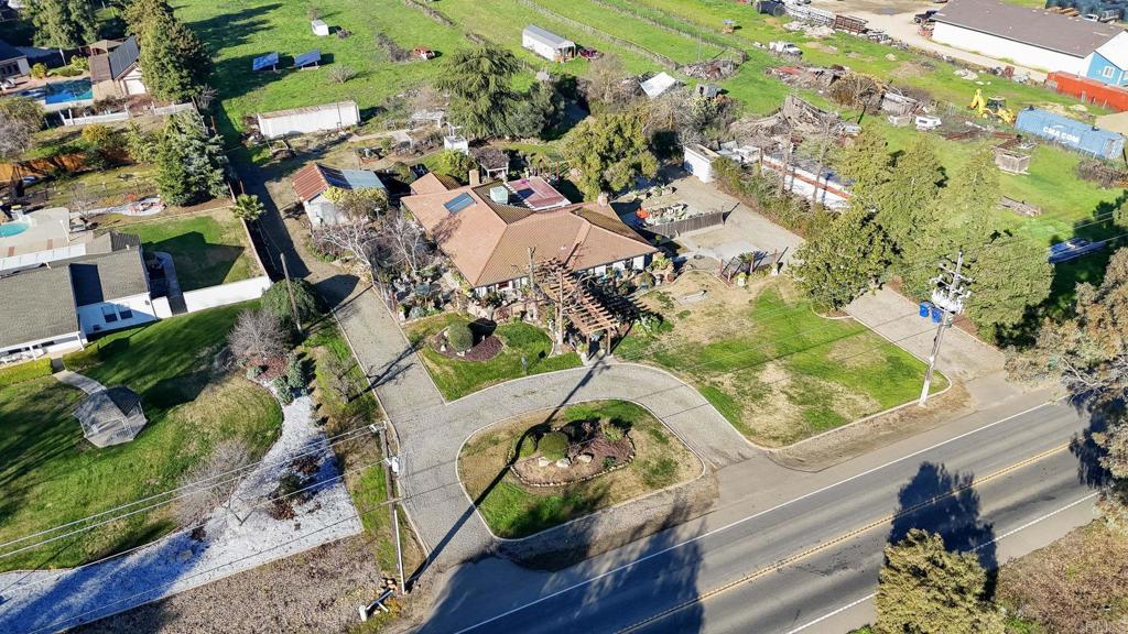 3629 N Lake Rd, Merced, CA 95340