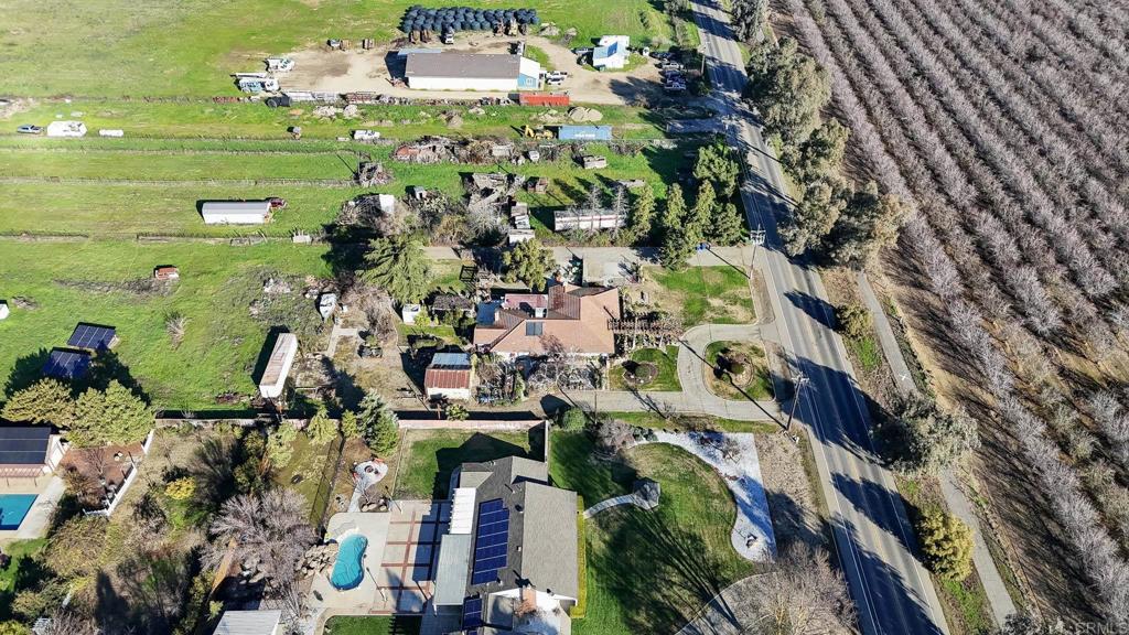 3629 N Lake Rd, Merced, CA 95340