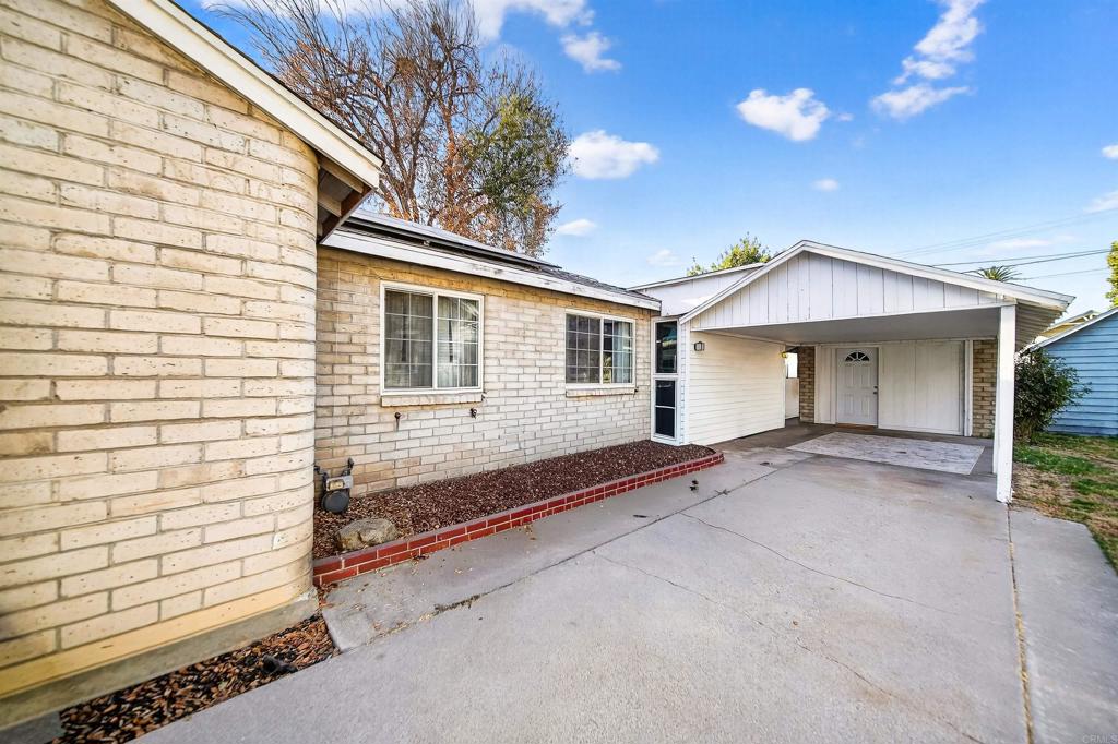 2126 Tulare St, Selma, CA 93662