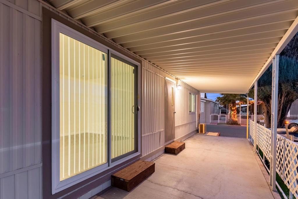 2042 Girard St #42, Delano, CA 93215