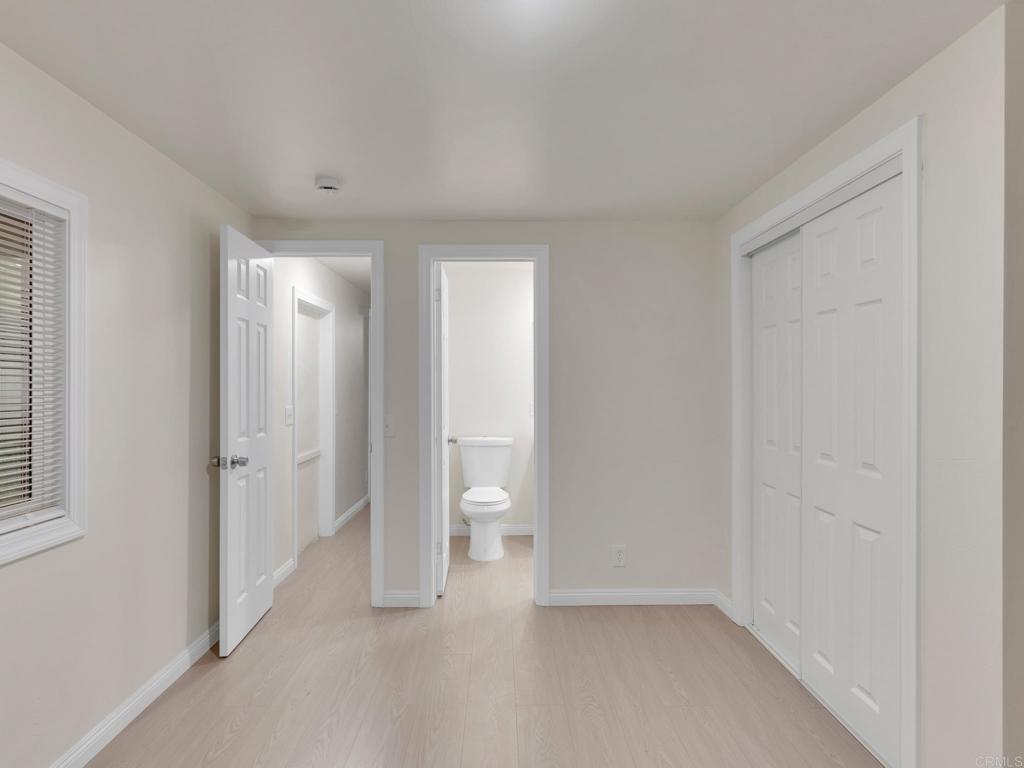 2042 Girard St #42, Delano, CA 93215