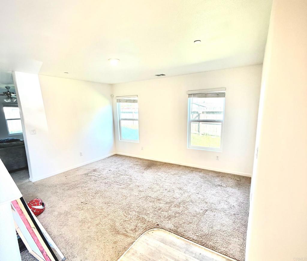 3637 N McCaffrey Ave, Fresno, CA 93722