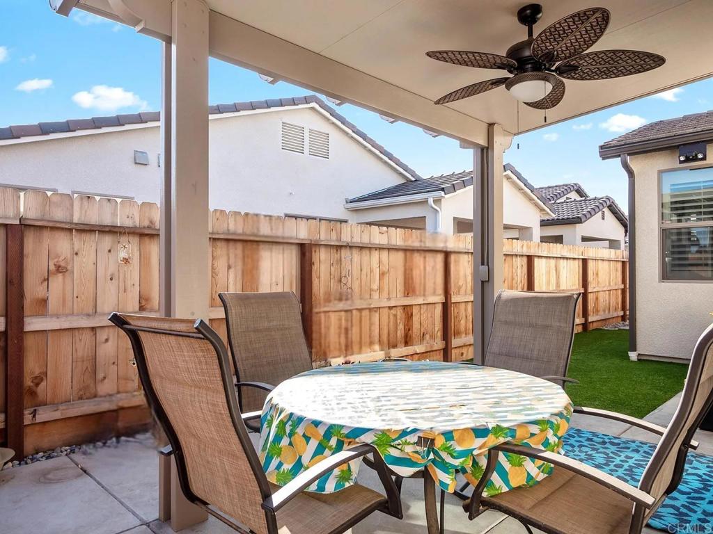 6217 E Mia Dr, Clovis, CA 93727