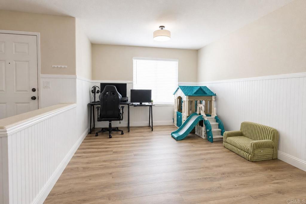 1462 Chimney Way, Lemoore, CA 93245