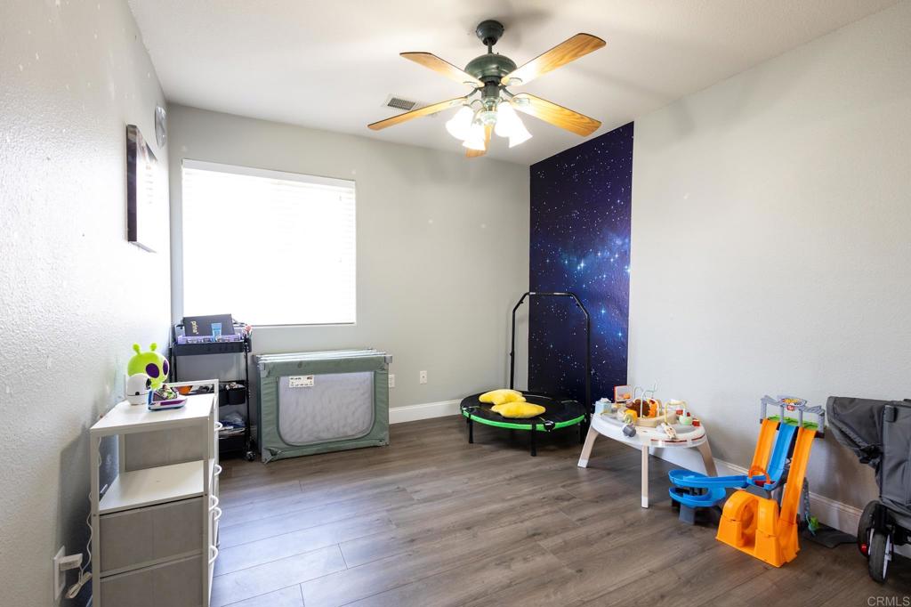 1462 Chimney Way, Lemoore, CA 93245