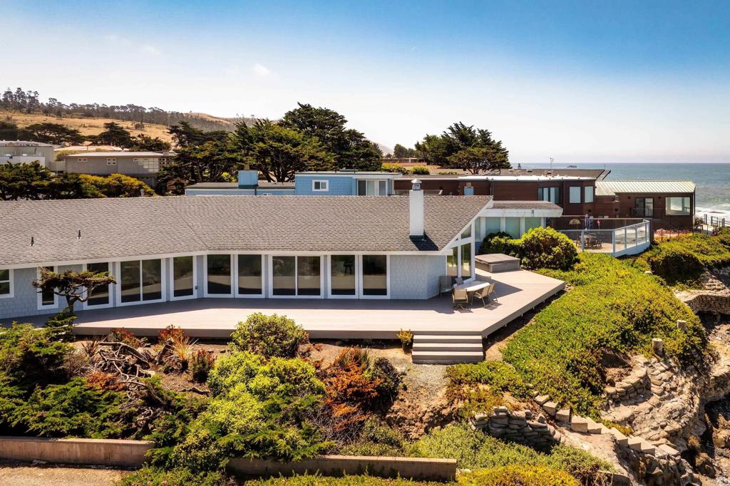 1999 Sherwood Dr, Cambria, CA 93428
