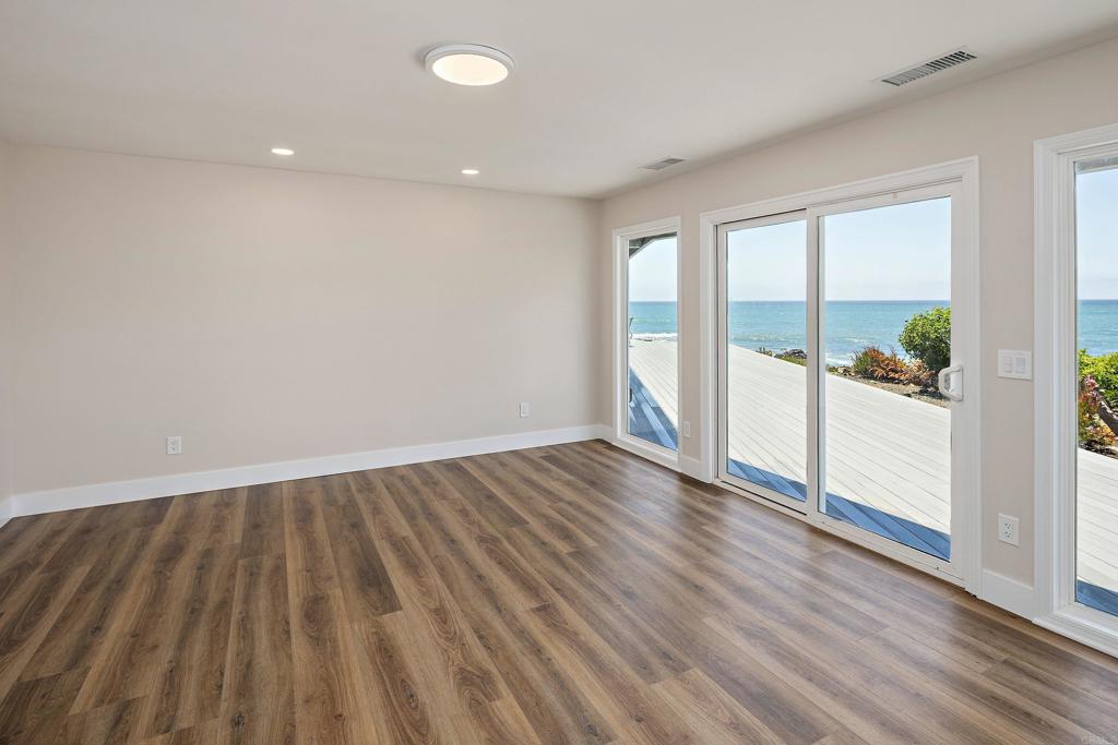 1999 Sherwood Dr, Cambria, CA 93428