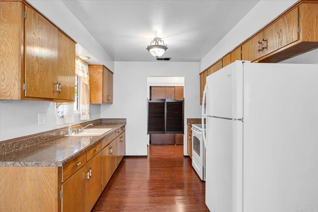 10559 Jim Brady Rd, Jamestown, CA 95327
