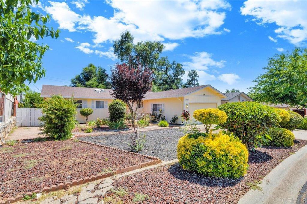 10559 Jim Brady Rd, Jamestown, CA 95327
