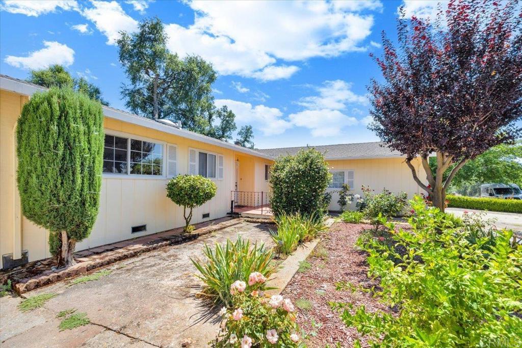 10559 Jim Brady Rd, Jamestown, CA 95327