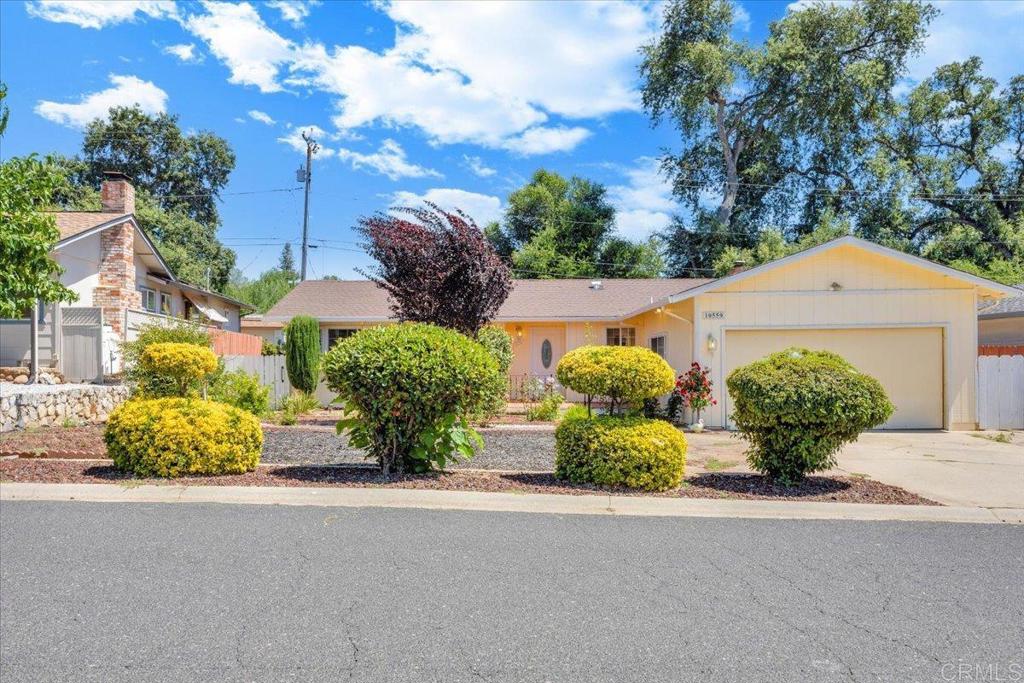 10559 Jim Brady Rd, Jamestown, CA 95327