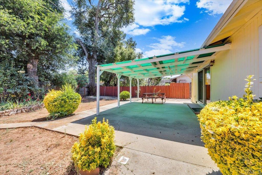 10559 Jim Brady Rd, Jamestown, CA 95327