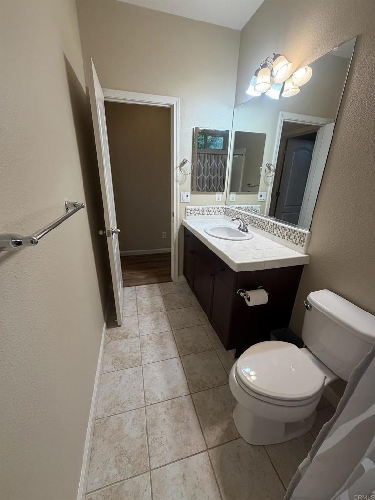 3197 Austin Ave, Clovis, CA 93619