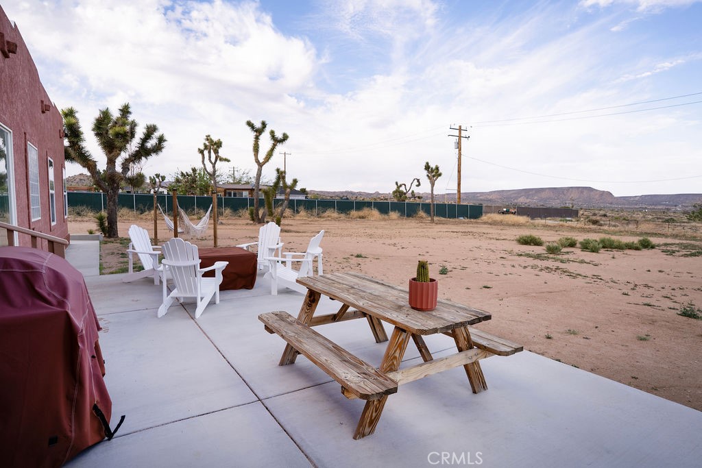 2995 Ox Yoke, Pioneertown, CA 92268