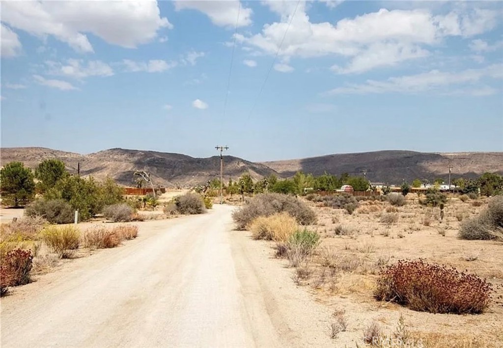 5545 Red Ryder, Pioneertown, CA 92268