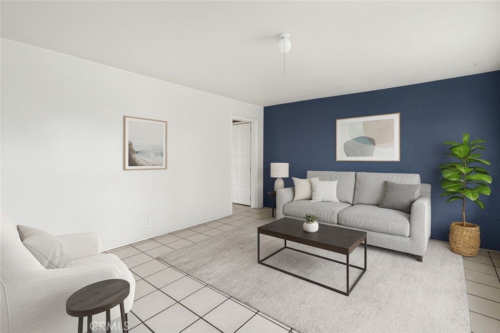 893 N 2nd St, Porterville, CA 93257