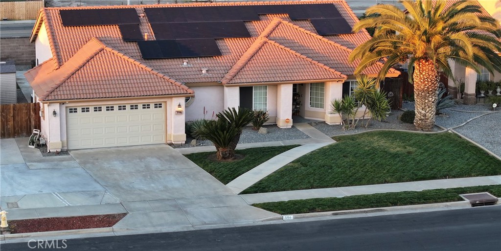 396 Avalon Dr, Lemoore, CA 93245