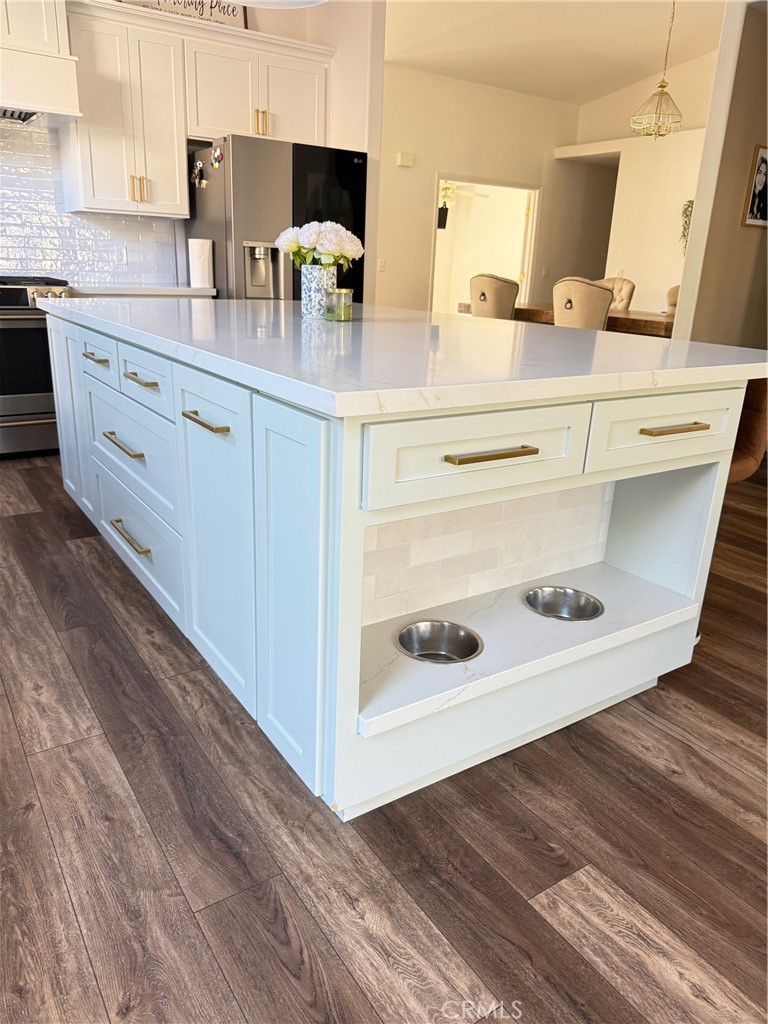 396 Avalon Dr, Lemoore, CA 93245