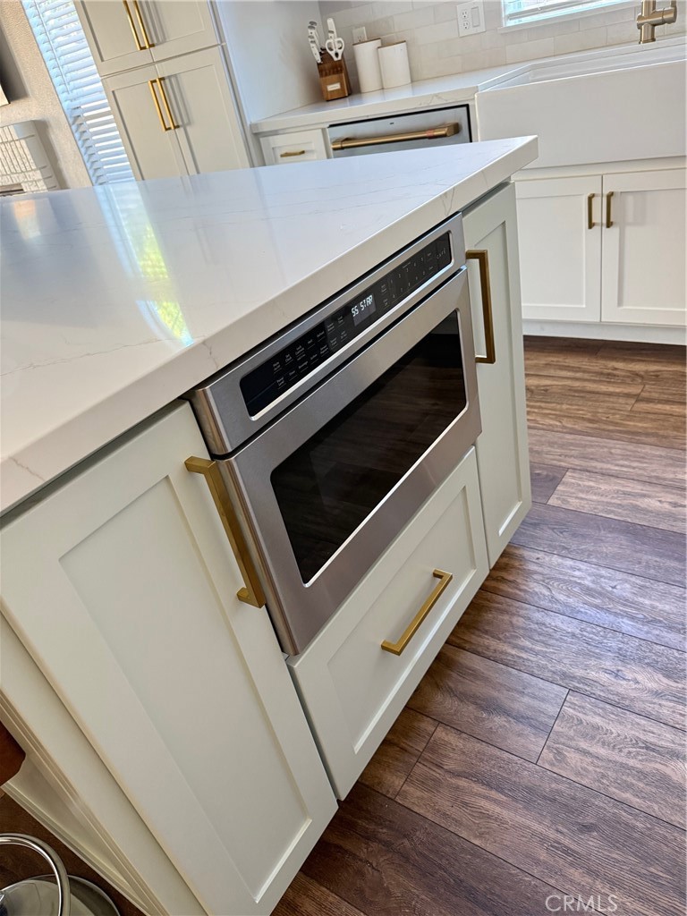 396 Avalon Dr, Lemoore, CA 93245