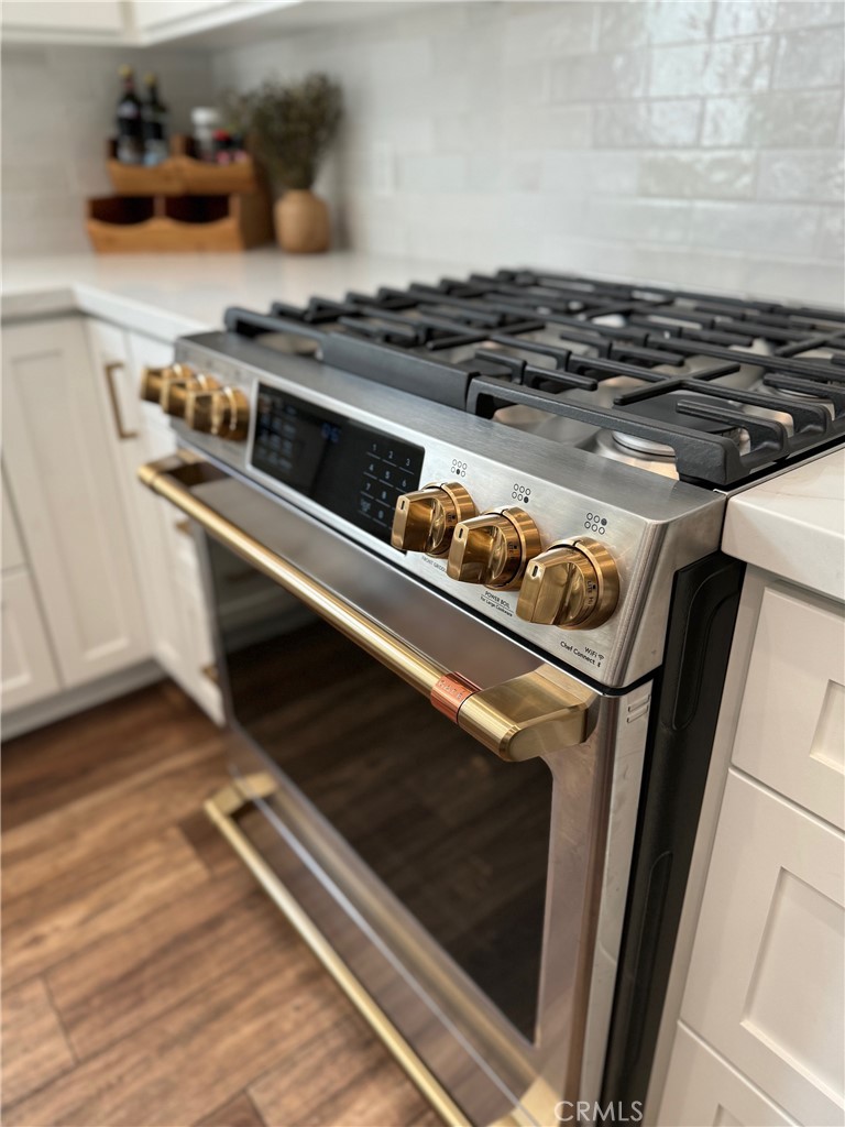 396 Avalon Dr, Lemoore, CA 93245