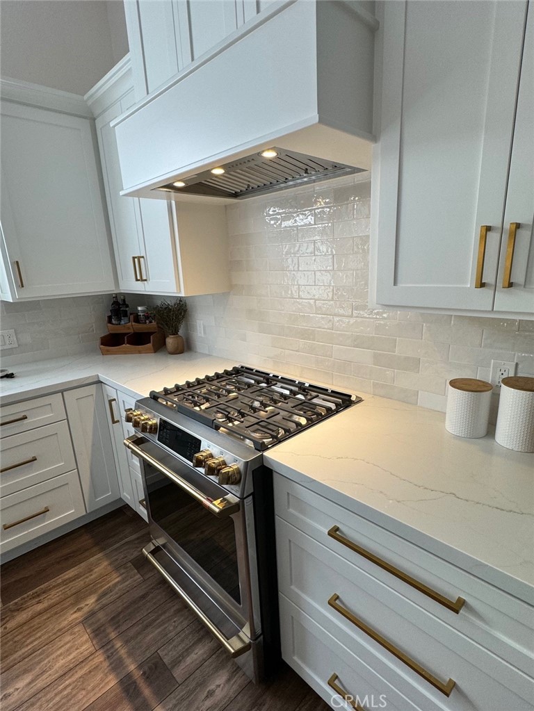 396 Avalon Dr, Lemoore, CA 93245