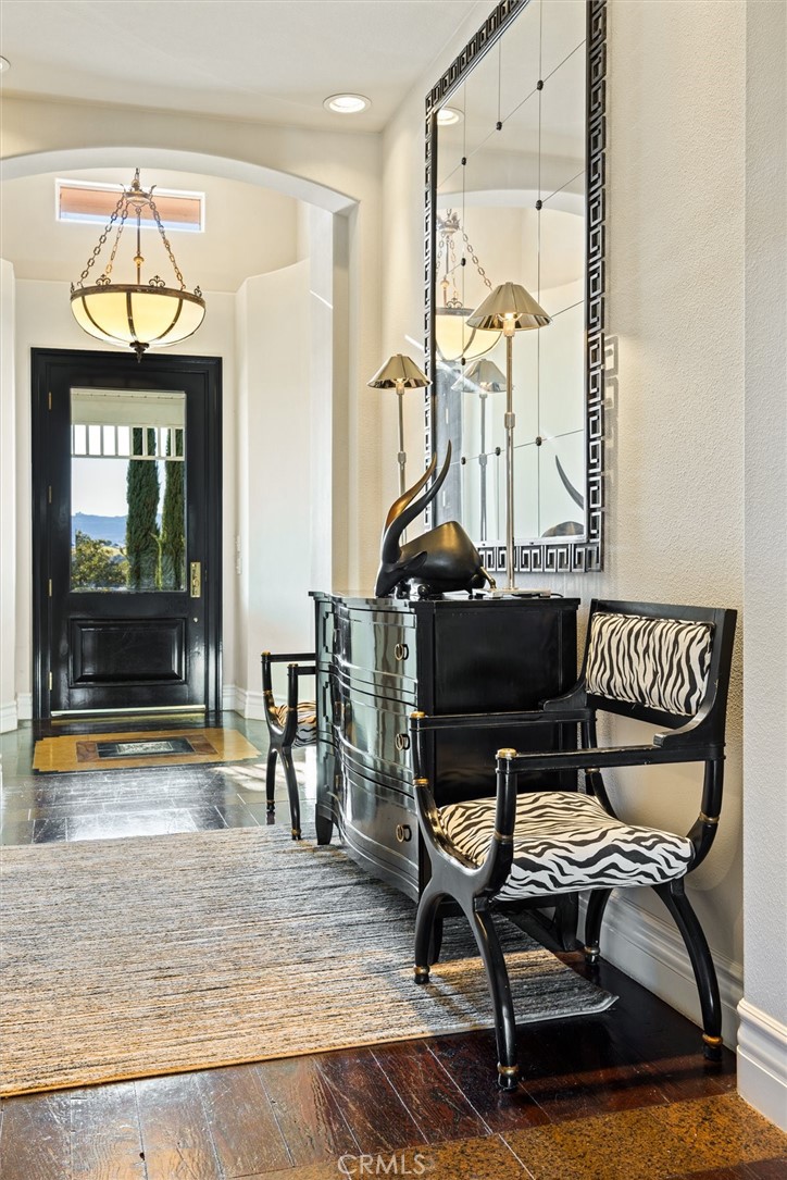 6970 Benton, Paso Robles, CA 93446