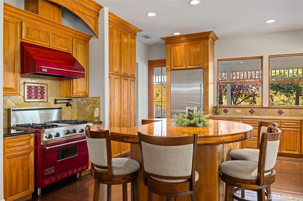 6970 Benton, Paso Robles, CA 93446