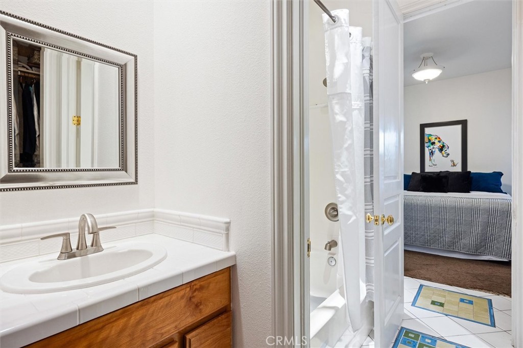 6970 Benton, Paso Robles, CA 93446