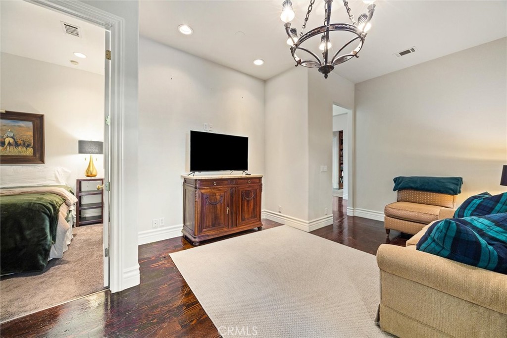 6970 Benton, Paso Robles, CA 93446