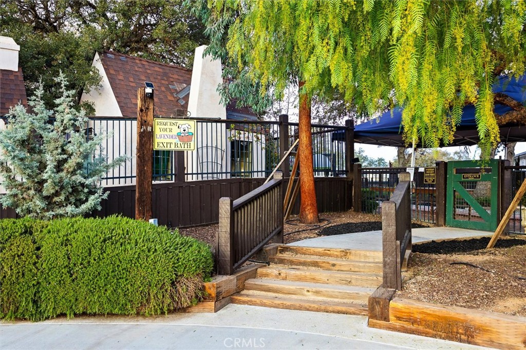 6970 Benton, Paso Robles, CA 93446