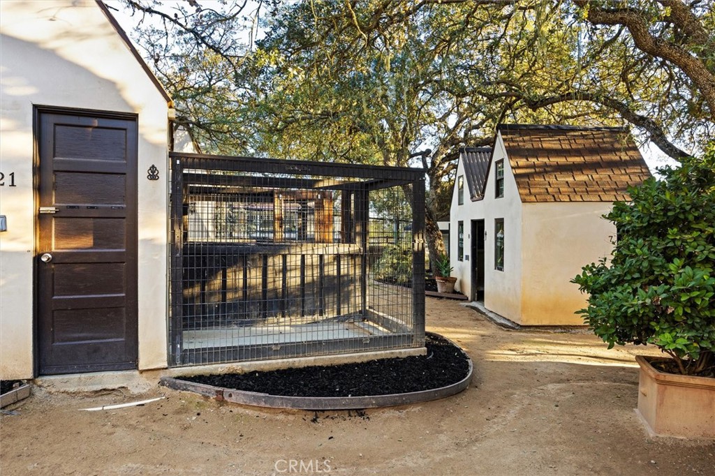 6970 Benton, Paso Robles, CA 93446